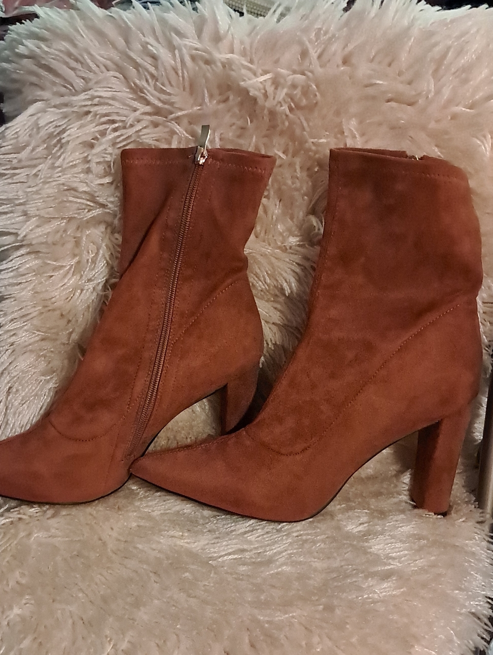 risdoada Women'sBrown -Orange Ankle Boots Zip Up Pointed Toes NWT Size 11.5
